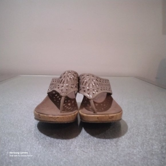 Skechers Luxe Foam Gold Sparkle Thong 1/2" Cork Wedge 2.5" Platform N/W/O/B Sz 7 - Picture 6 of 11